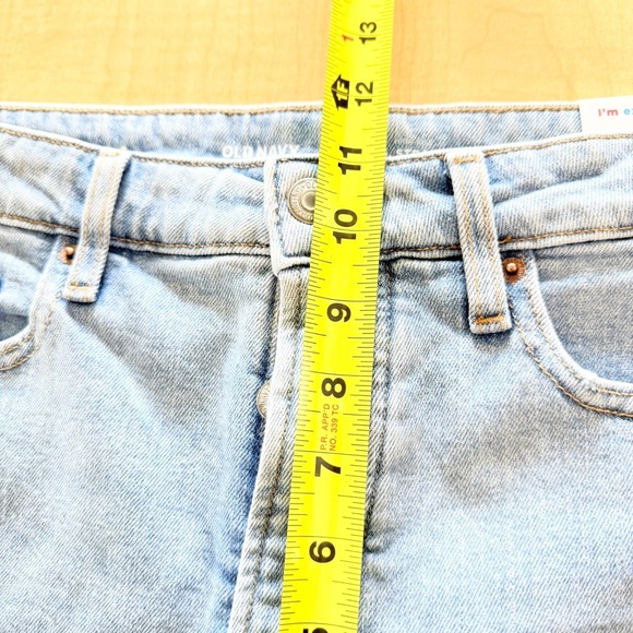 Old Navy Women Distressed Stretch Straight High Rise Buttons Blue Shorts 10 NWT - Picture 9 of 13